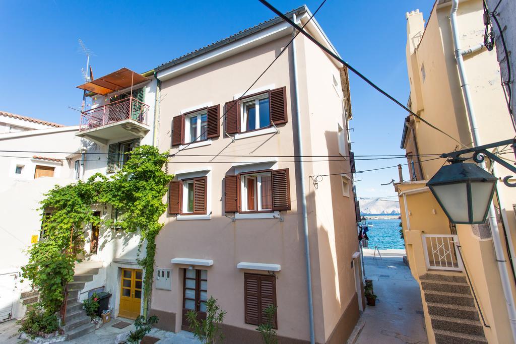 Apartments Sanja Baška Eksteriør bilde
