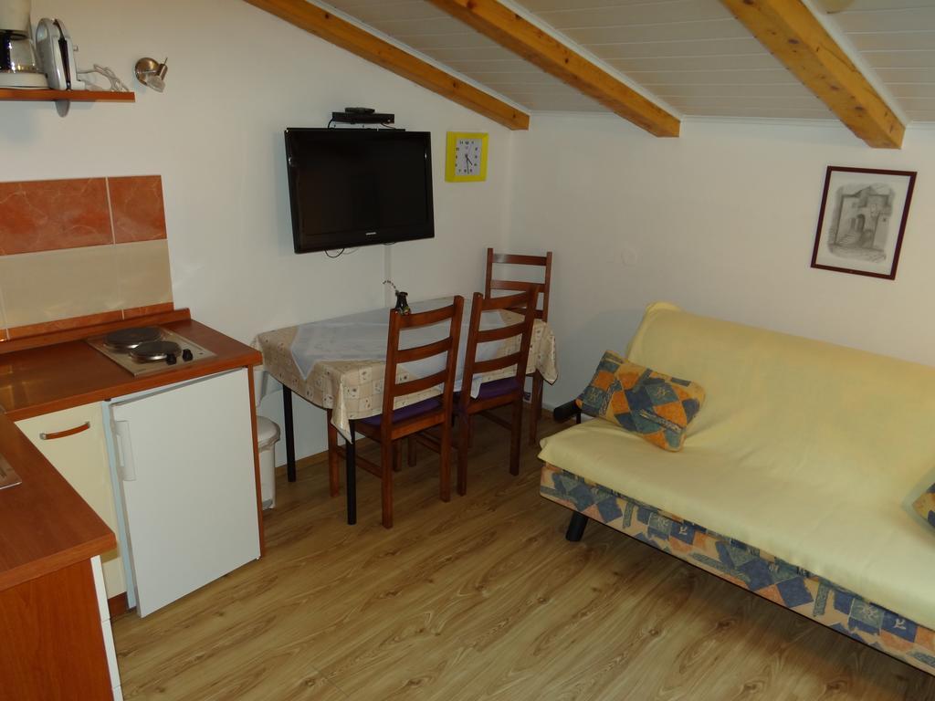 Apartments Sanja Baška Rom bilde
